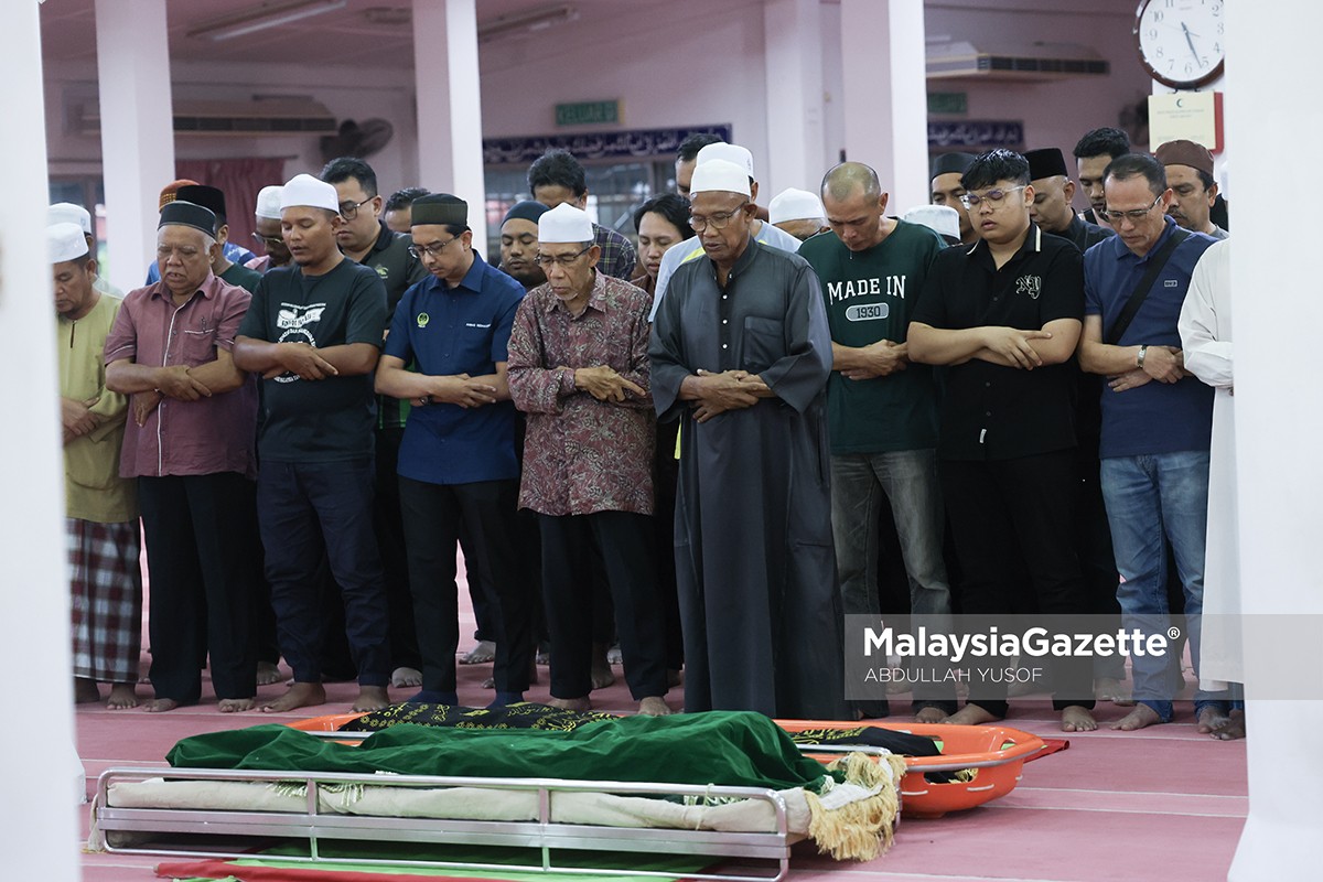 Tragedi Kepala Air: Hujan Renyai Iringi Pengebumian Tiga Beradik - MG Perak