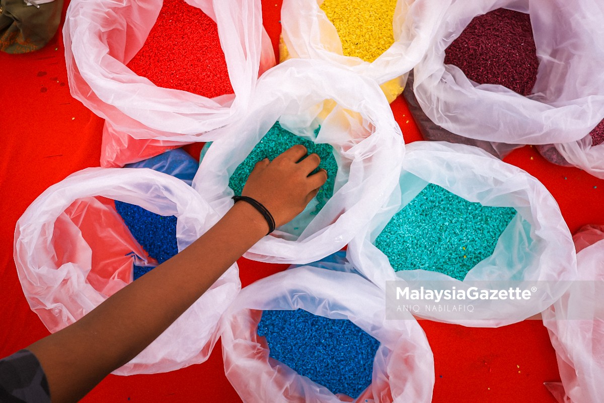 Seni kolam murid peserta teluk intan sekolah pertandingan hiasan kolam india budaya