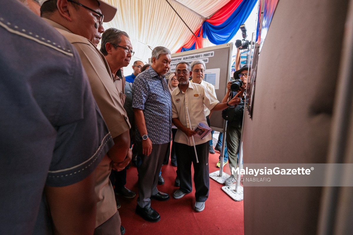 pengambilan tanah kerajaan ahmad zahid kampung tanah berstatus pajakan penduduk orang kampung
