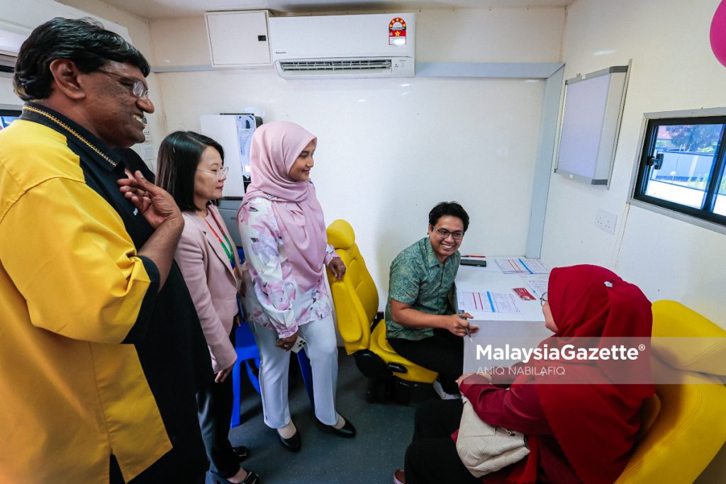150 anggota keselamatan terima saringan mamogram percuma