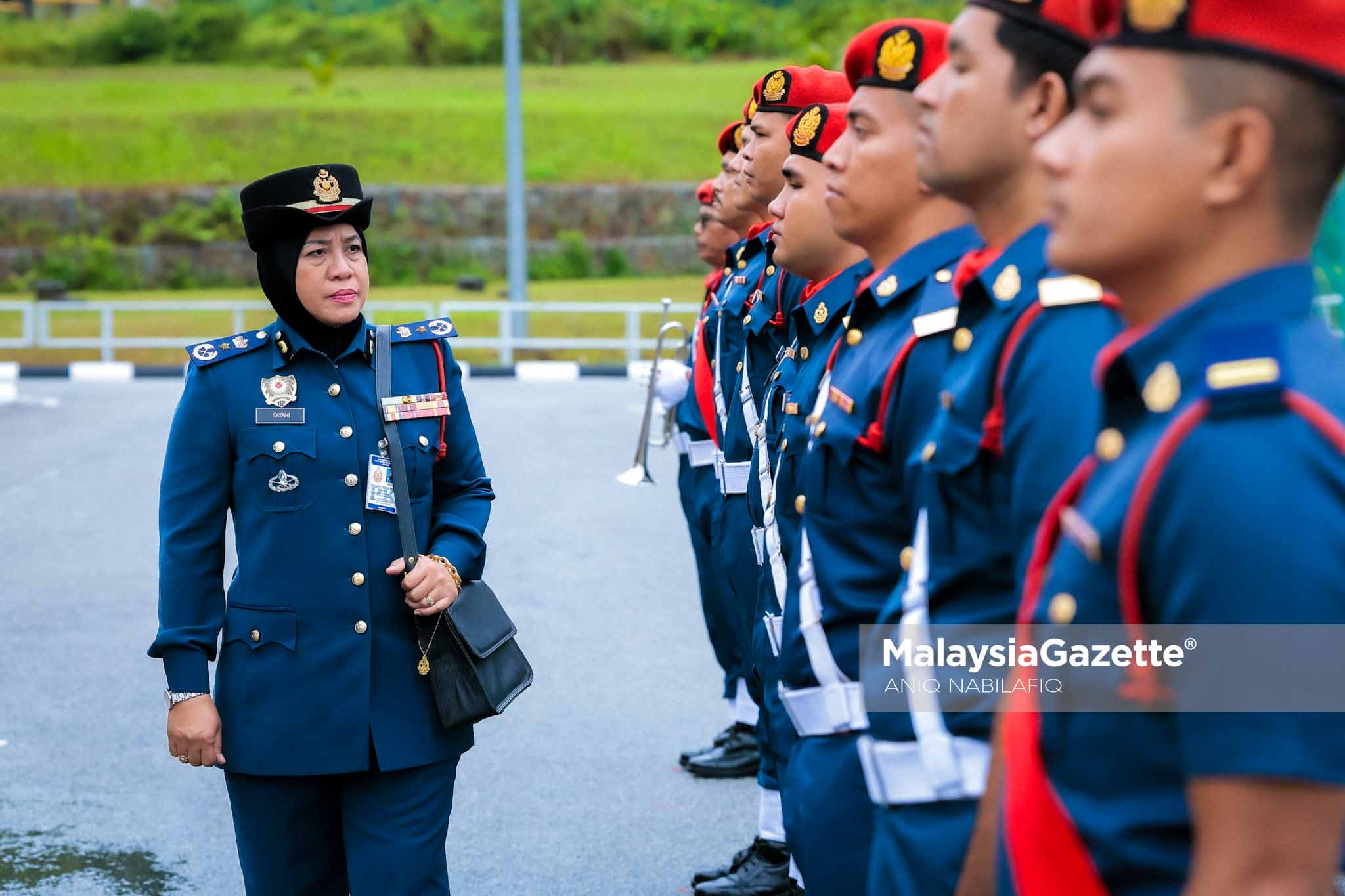 MTL Henti sementara aktiviti riadah di air Bomba Perak Sayani kepala air pengunjung JBPM
