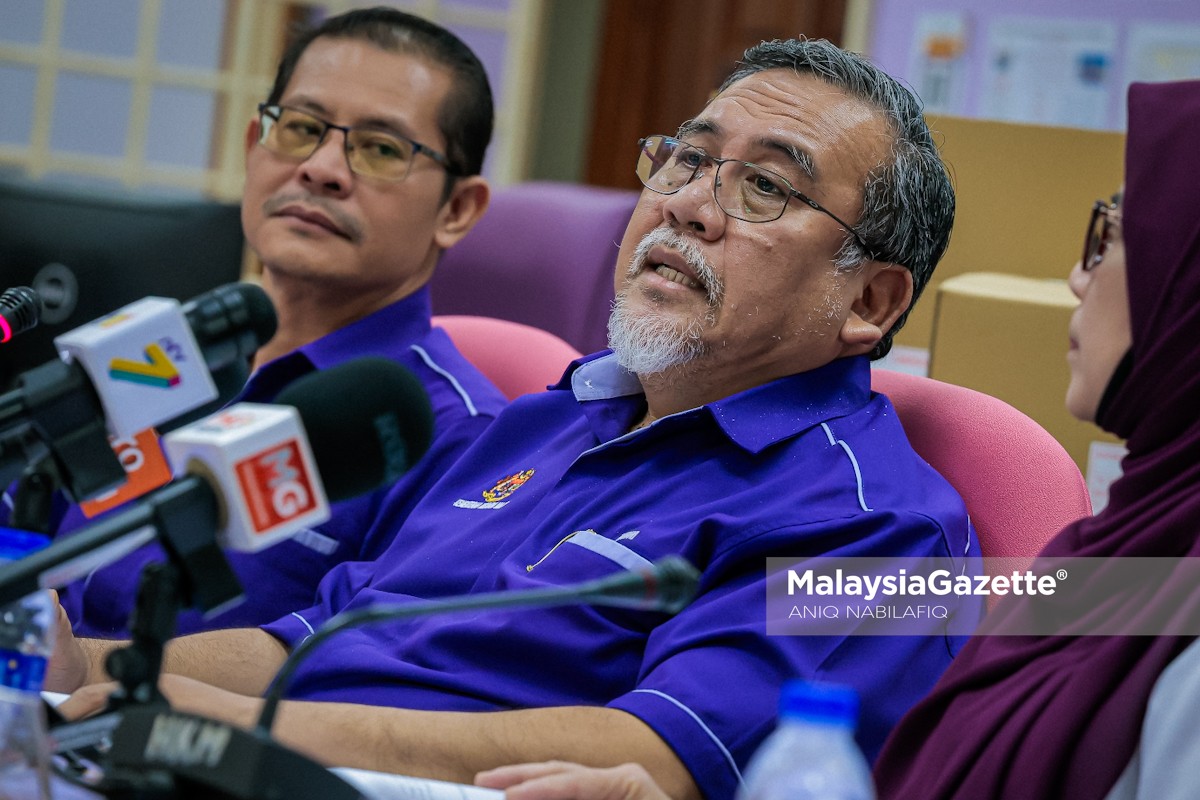Ubat Steroid anabolik antara produk tidak berdaftar bernilai RM2.06 dirampas Mohd Zawawi operasi