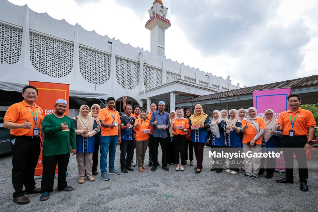 PHI, TNB edar 1,000 bekas bubur lambuk di Masjid Negeri