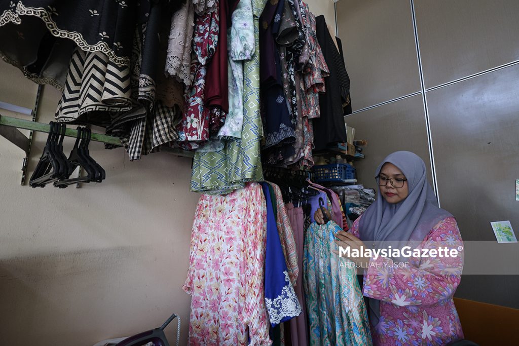 Tempahan baju raya masih jadi pilihan orang ramai