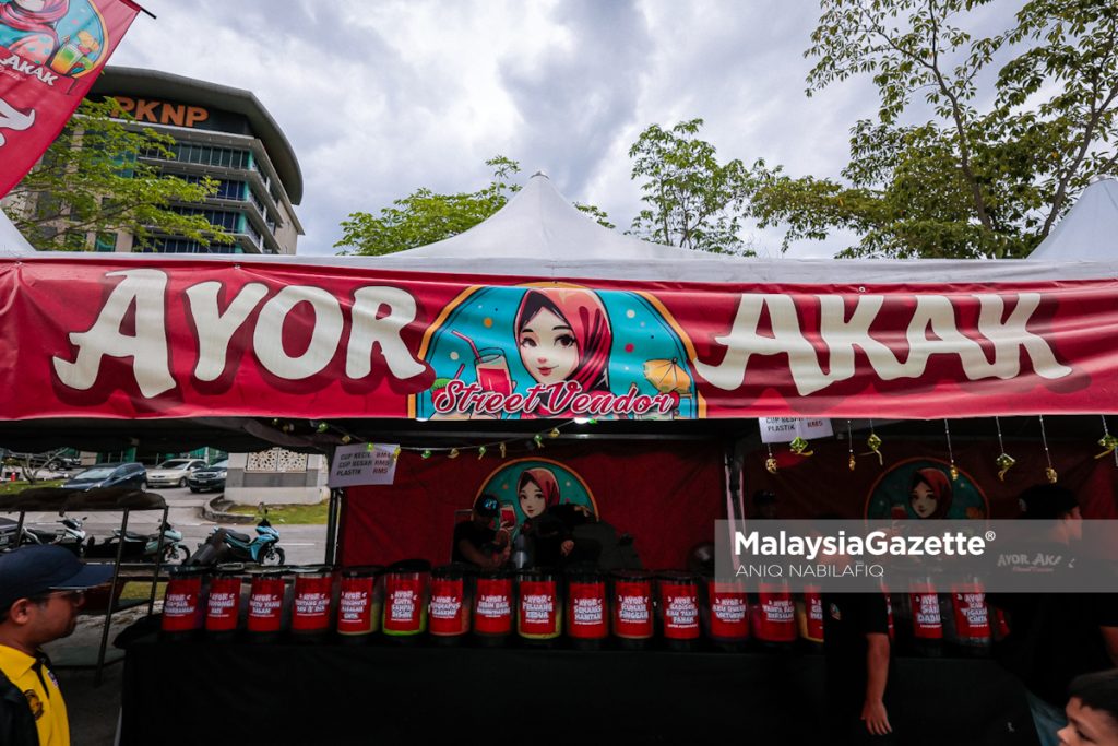 ‘Ayor Akak’ jual 40 variasi air balang dengan nama unik