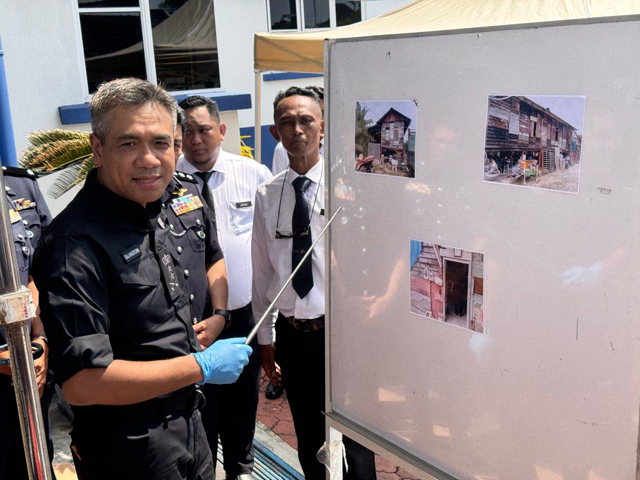 Makmal haram dadah Perak Sindiket dadah Malaysia Rampasan dadah terbesar Perak Polis Bukit Aman serbu makmal haram Rumah papan jadi pusat dadah Kes dadah terkini Malaysia Mat Zani