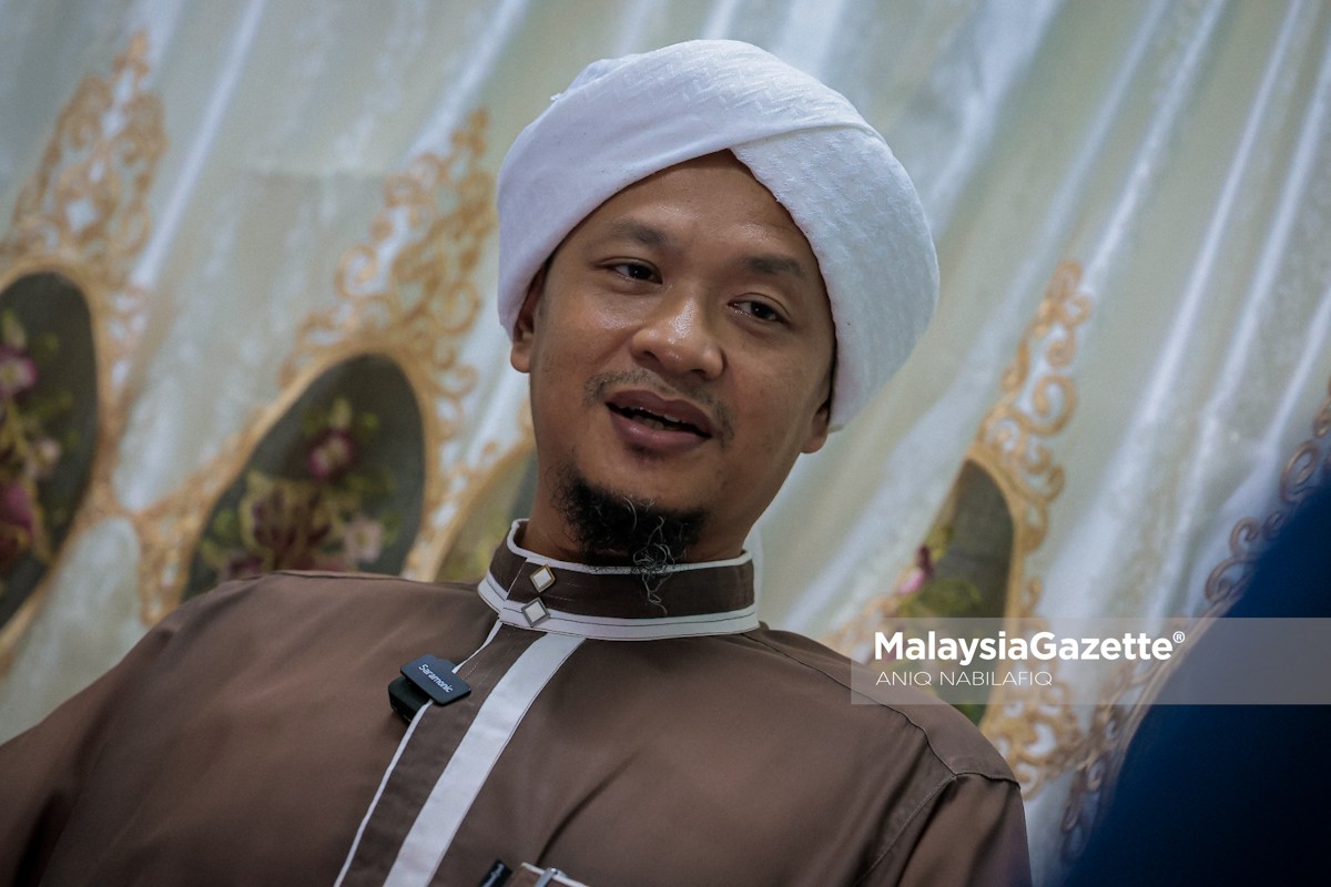 penebusan tanah wakaf Masjid Jamek Ar-Ridzuan • tanah wakaf masjid • kutipan derma masjid • isu tanah wakaf Perak • masjid Alor Pongsu • JAIPk Perak • sumbangan rakyat Perak • kutipan Jumaat • usaha kerajaan negeri Perak • Menteri Besar Perak Saarani Mohamad