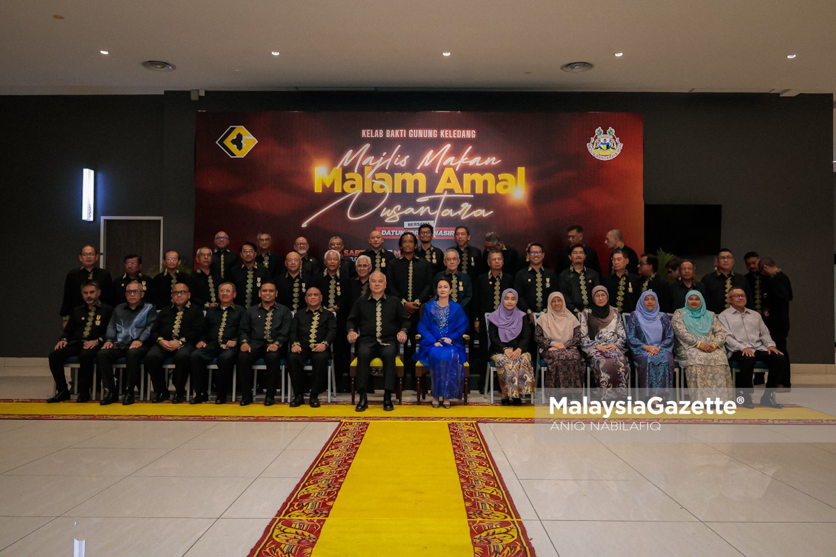 Sultan Nazrin Majlis Amal KBGK Majlis Makan Malam Amal Nusantara Kelab Bakti Gunung Keledang KBGK kutip dana kebajikan sumbangan KBGK rumah anak yatim MoU KBGK dan USAS Pelan Perak Sejahtera 2030