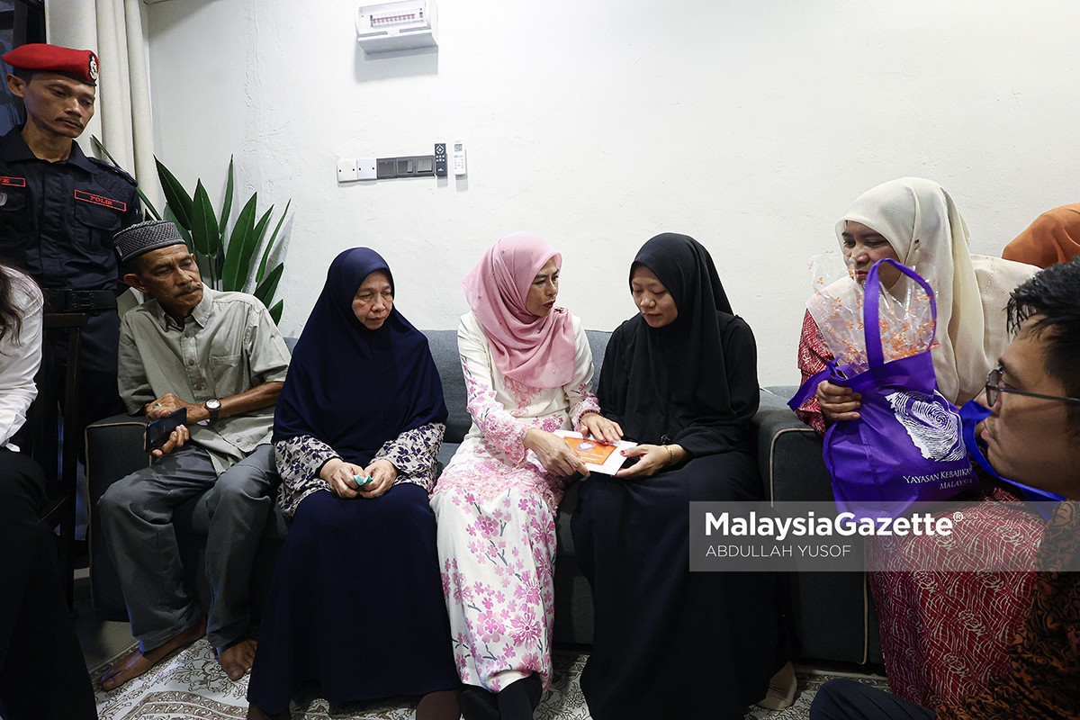 JKM santuni waris anggota FRU bantuan JKM kepada keluarga FRU, kaunseling waris kemalangan FRU, nahas FRU Teluk Intan, Ziarah Kasih JKM, Datuk Seri Noraini Ahmad JKM, Yayasan Kebajikan Negara bantu waris, bantuan trauma anak mangsa kemalangan