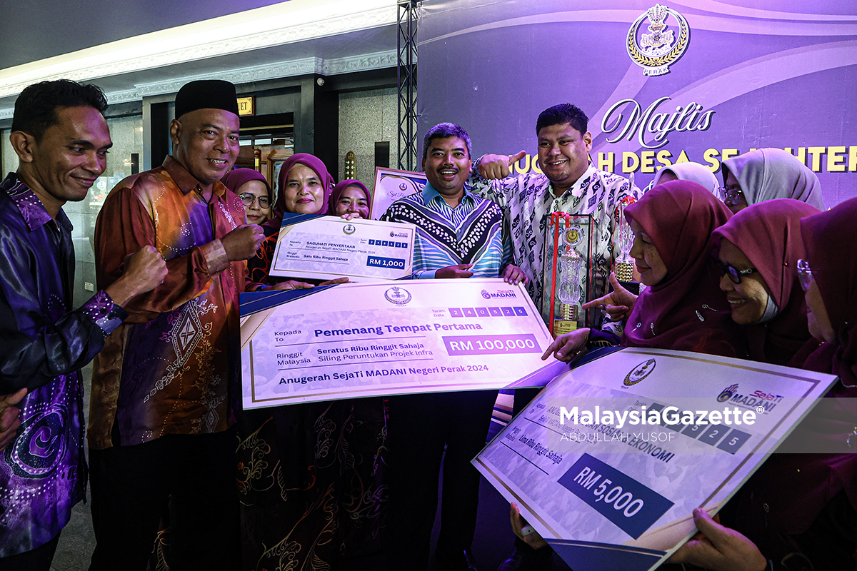 Anugerah Desa Sejahtera dan Sejati Madani 2024 Perak Kampung Jaya Setia Kuala Kangsar Kampung Telaga Nenas Manjung Johan Anugerah Desa Sejahtera 2024 Johan Anugerah Sejati Madani 2024 JS Licious kerepek projek kelong Kampung Telaga Nenas pembangunan desa Perak inisiatif komuniti luar bandar produk kampung halal pelancongan memancing Perak
