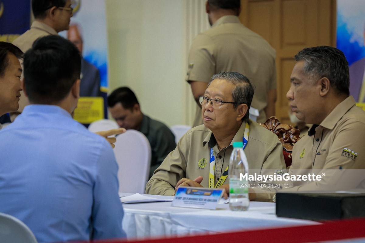 Aduan rakyat Perak selesai dalam sebulanHari Bertemu Pelanggan Perak, program MESRA 2025, jabatan kerajaan Perak, aduan rakyat negeri Perak, Saarani Mohamad, OSC Perak, penyelesaian aduan rakyat, NTW 2025 Perak