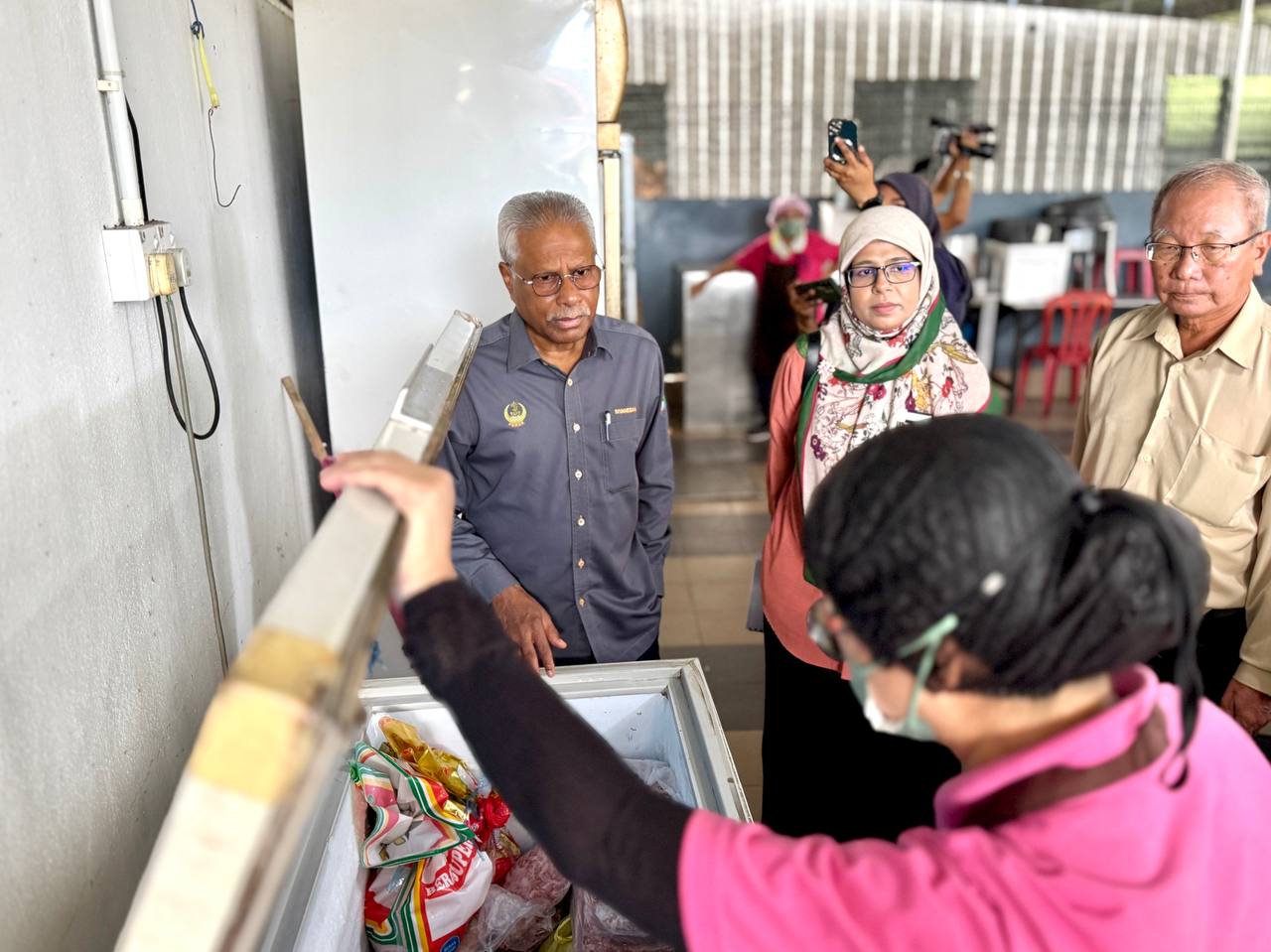 keracunan makanan Sekolah San Min keracunan makanan pelajar • nasi goreng tomyam punca keracunan • kes keracunan makanan sekolah • pelajar asrama keracunan • PKD Hilir Perak • kantin sekolah ditutup • norovirus sapovirus Malaysia Keracunan makanan perak sivanesan kesihatan
