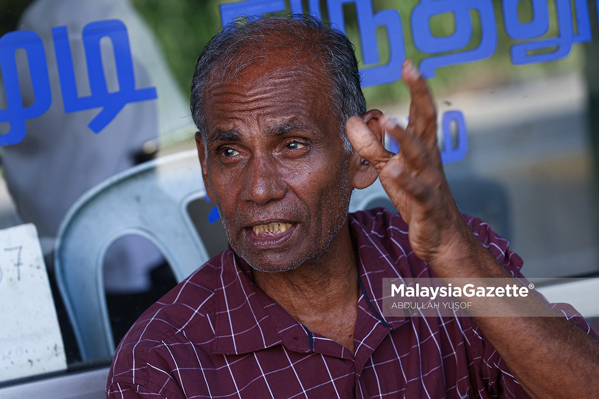 Gnaseregaran tukang gunting rambut kedai gunting rambut lama, nostalgia Gopeng, pekan tinggal Perak, kisah warga emas gigih, sejarah perlombongan bijih timah Perak