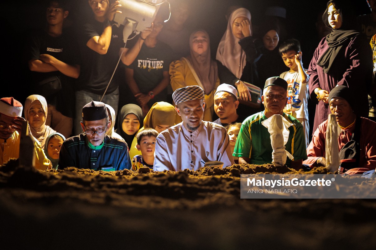 Nahas Jerantut lima sekeluarga kemalangan maut Jerantut lima sekeluarga maut kemalangan Jalan Jerantut–Maran jenazah dikebumi satu liang lahad tragedi jalan raya Pahang kemalangan di Pahang 2025