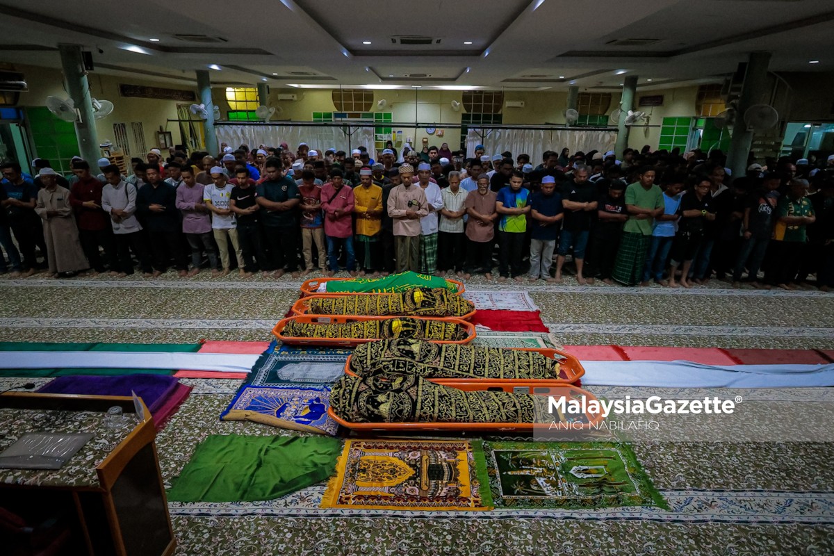 Nahas Jerantut lima sekeluarga kemalangan maut Jerantut lima sekeluarga maut kemalangan Jalan Jerantut–Maran jenazah dikebumi satu liang lahad tragedi jalan raya Pahang kemalangan di Pahang 2025