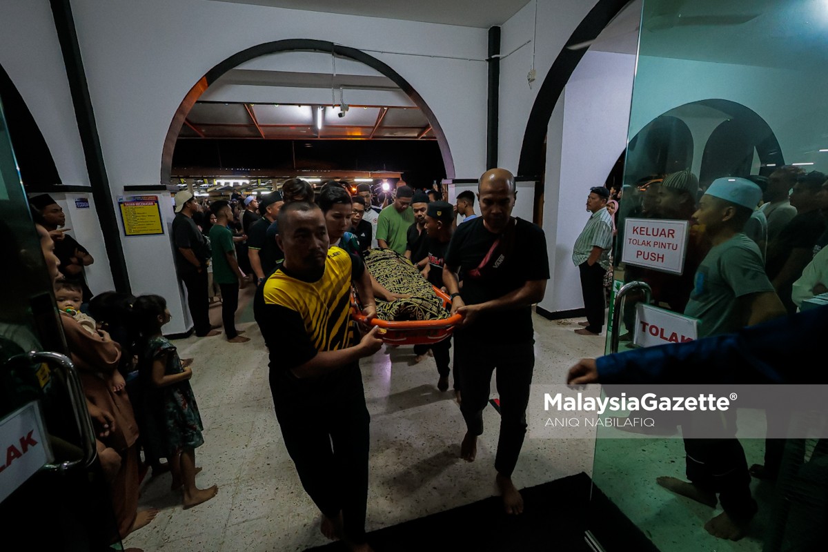 Nahas Jerantut lima sekeluarga kemalangan maut Jerantut lima sekeluarga maut kemalangan Jalan Jerantut–Maran jenazah dikebumi satu liang lahad tragedi jalan raya Pahang kemalangan di Pahang 2025