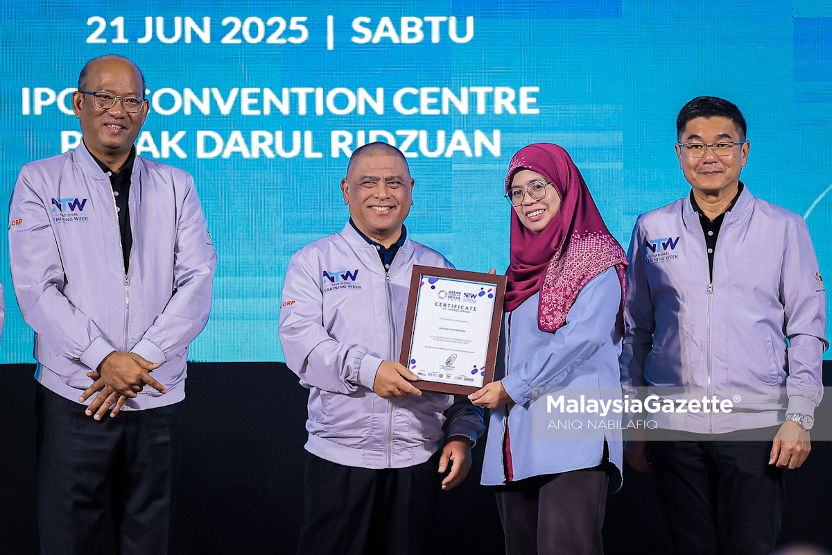 Perundangan Syariah Perak Saarani institusi Mahkamah Syariah, Saarani Mohamad, Majlis Kebangsaan Hal Ehwal Agama Islam (MKI), Mahkamah Syariah Malaysia, pindaan undang-undang syariah Perak, penggubalan hukum syariah