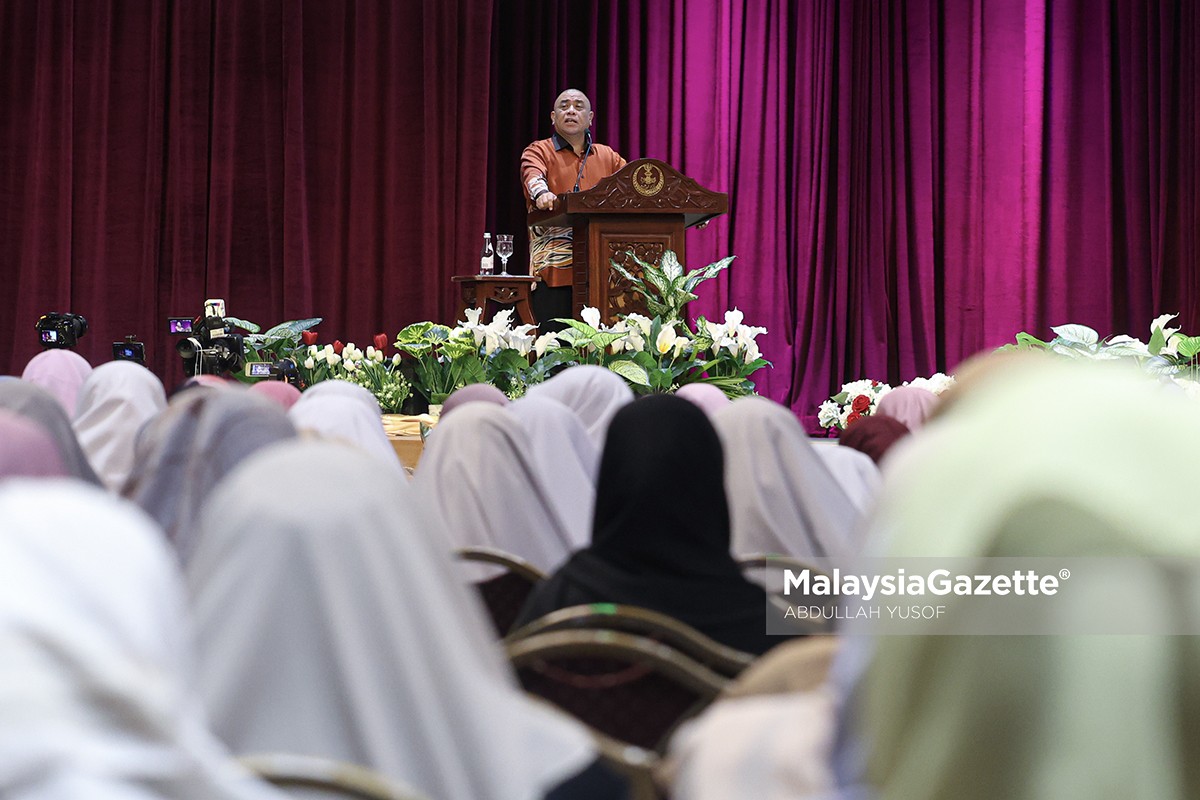 Integriti pengurusan institusi pendidikan agama Perak Pelan Perak Sejahtera 2030, integriti dalam pendidikan, tadbir urus institusi agama, Datuk Seri Saarani Mohamad, SPRM Perak, pembangunan institusi pendidikan agama, Seminar Kelestarian Integriti, Pegawai Integriti Bertauliah