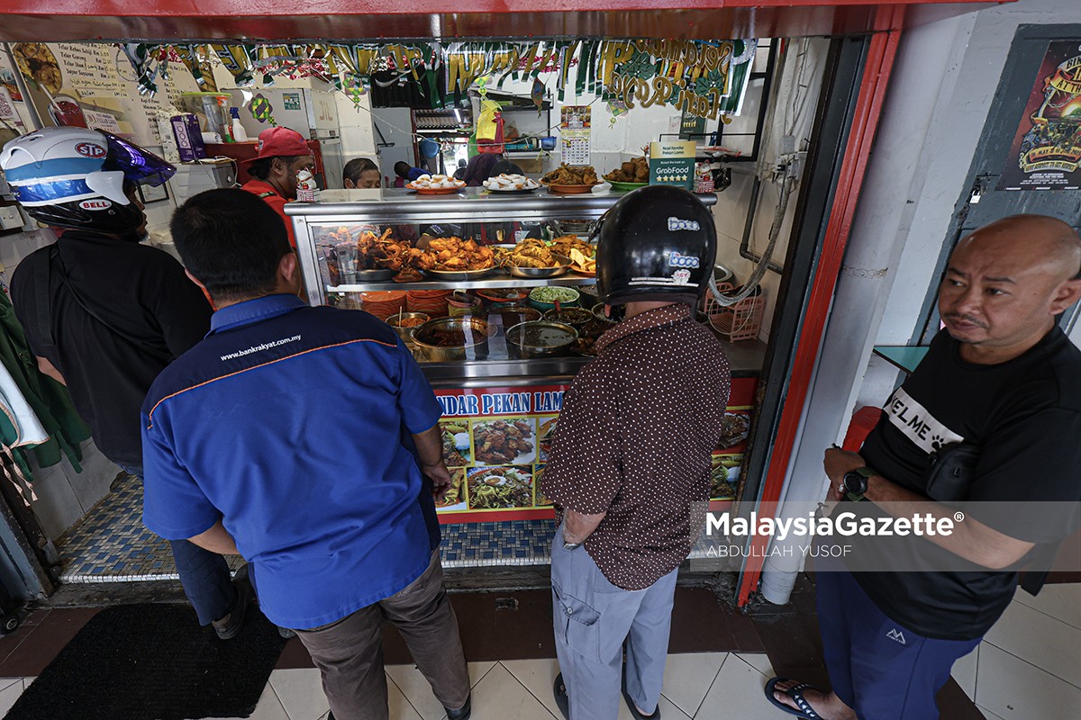 Nasi Kandar Pekan Lama Ipoh Mohd Mathar Ali Ahmad Jalaluddeen, generasi keempat nasi kandar, ayam rendang signature, nasi kandar viral Ipoh, kedai nasi kandar bersejarah, bahasa Kantonis peniaga Melayu
