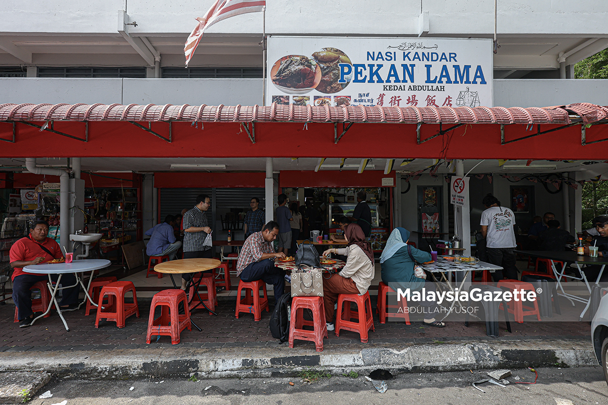 Nasi Kandar Pekan Lama Ipoh Mohd Mathar Ali Ahmad Jalaluddeen, generasi keempat nasi kandar, ayam rendang signature, nasi kandar viral Ipoh, kedai nasi kandar bersejarah, bahasa Kantonis peniaga Melayu