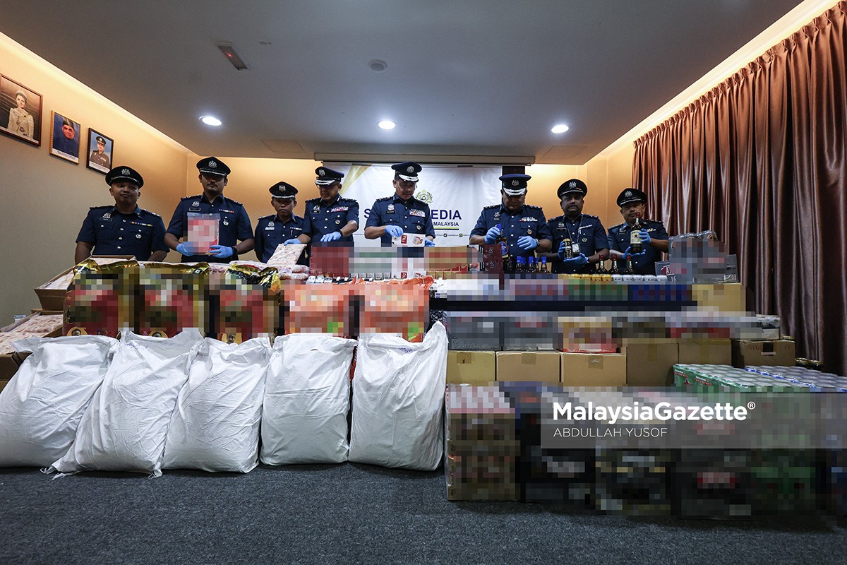 Rampasan 29 tan tongkeng ayam seludup JKDM Perak, Kastam rampas tongkeng ayam, tongkeng ayam seludup dari China, Operasi Mecan Legit II, rampasan barang seludup Perak, rokok seludup Bagan Serai, minuman keras seludup Sitiawan, beras seludup Shah Alam