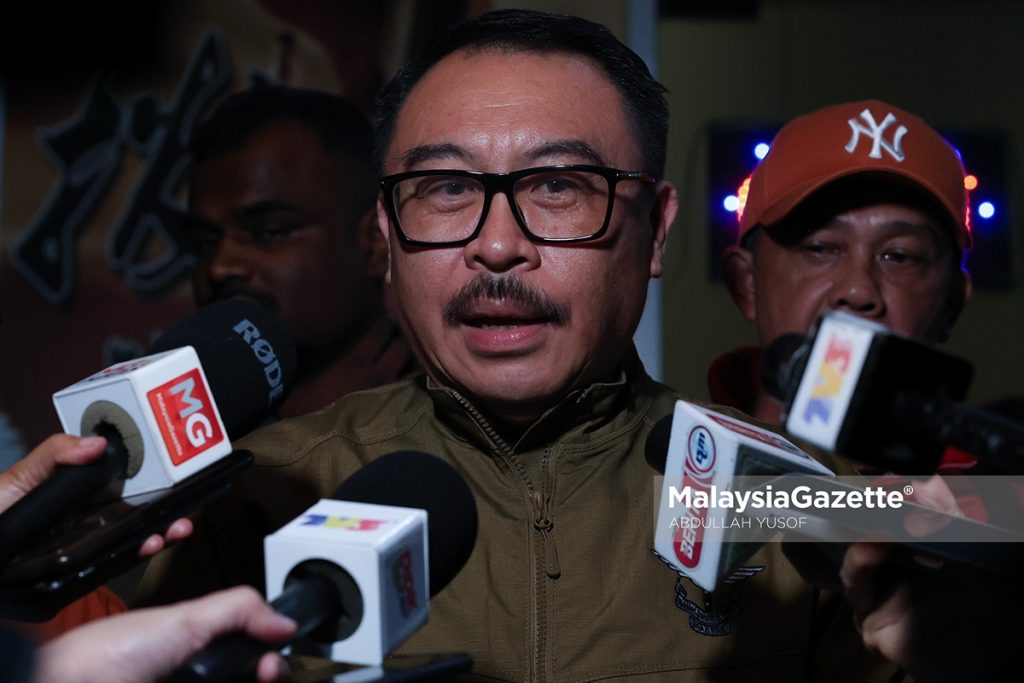 13 rumah urut tawar khidmat seks diserbu, tahan 54 warga asing