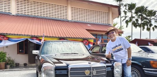 Pemilik 13 buah kereta klasik semarak kemerdekaan melalui konvoi