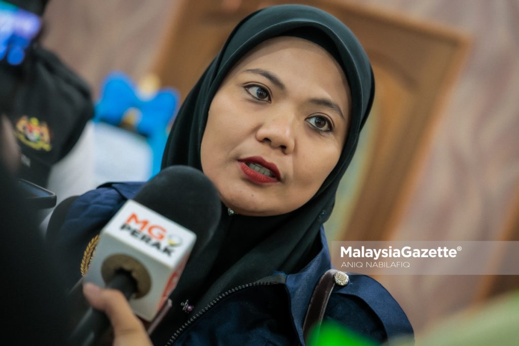 Ketegasan 20 tahun berkhidmat, Rohaliza terima Anugerah Pengeluaran Notis Tertinggi