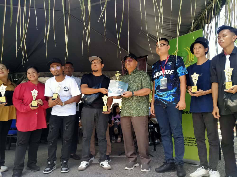 Kumpulan muzik Orang Asli Mijo’s juara ABOTBA Perak 2025Asli Battle of the Band Perak 2025, kumpulan muzik Orang Asli, bakat seni Orang Asli, Karnival Anak Muda Perak, Mohd Zolkafly Harun, Perak Sejahtera 2030, Santuni Orang Asli