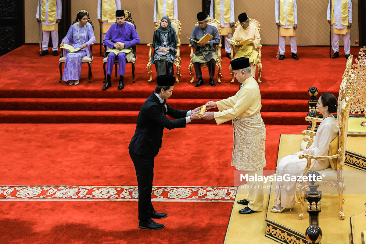 Pingat Sultan Perak Tang Jie Ee Wei Pingat Pekerti Terpilih PPT Ulang Tahun Keputeraan Sultan Perak Tang Jie Toh Ee Wei PPT Istiadat Penganugerahan Perak Kejohanan Terbuka Australia 2024 Beregu campuran badminton Malaysia Kejohanan Badminton Dunia Paris