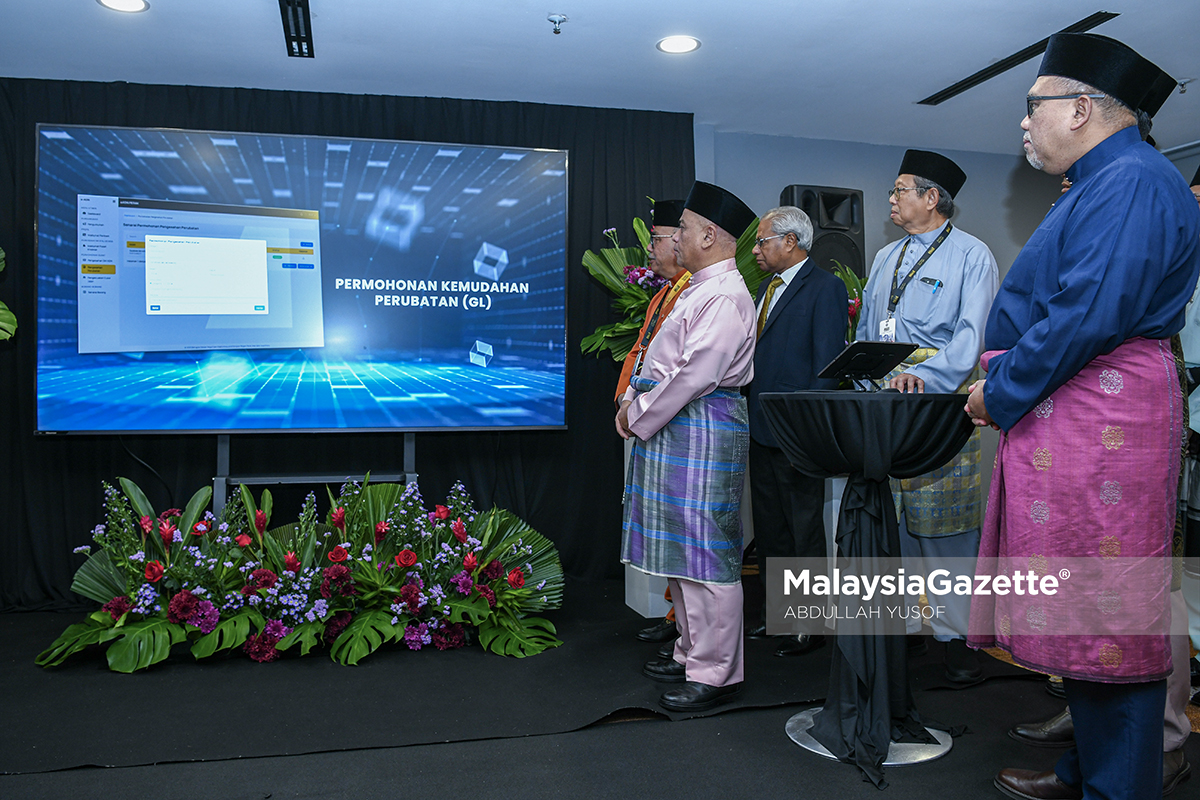 Sistem eADN Perak Sistem Maklumat Ahli Dewan Negeri Digitalisasi kerajaan Perak eADN 2026 ADUN Perak Saarani Mohamad Transformasi digital kerajaan negeri Bahagian Dewan Negeri Perak