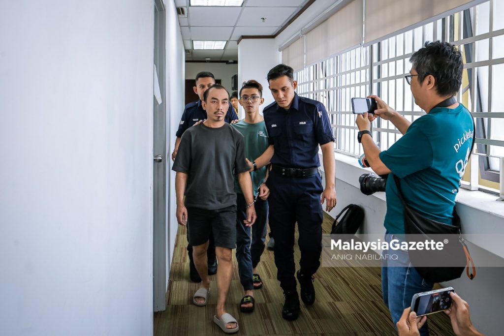 Dua lelaki didenda RM5,000 menyamar anggota polis trafik