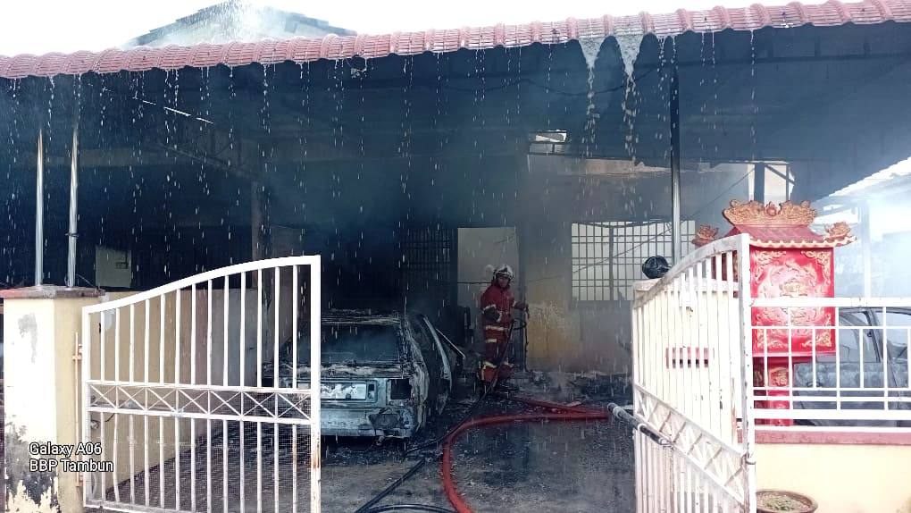 Kebakaran rumah di Tambun kebakaran Ulu Kinta, warga emas maut kebakaran, kebakaran Taman Perpaduan Ria, JBPM Perak, kebakaran Ipoh, kematian kebakaran Perak, bomba Tambun, kejadian kebakaran rumah