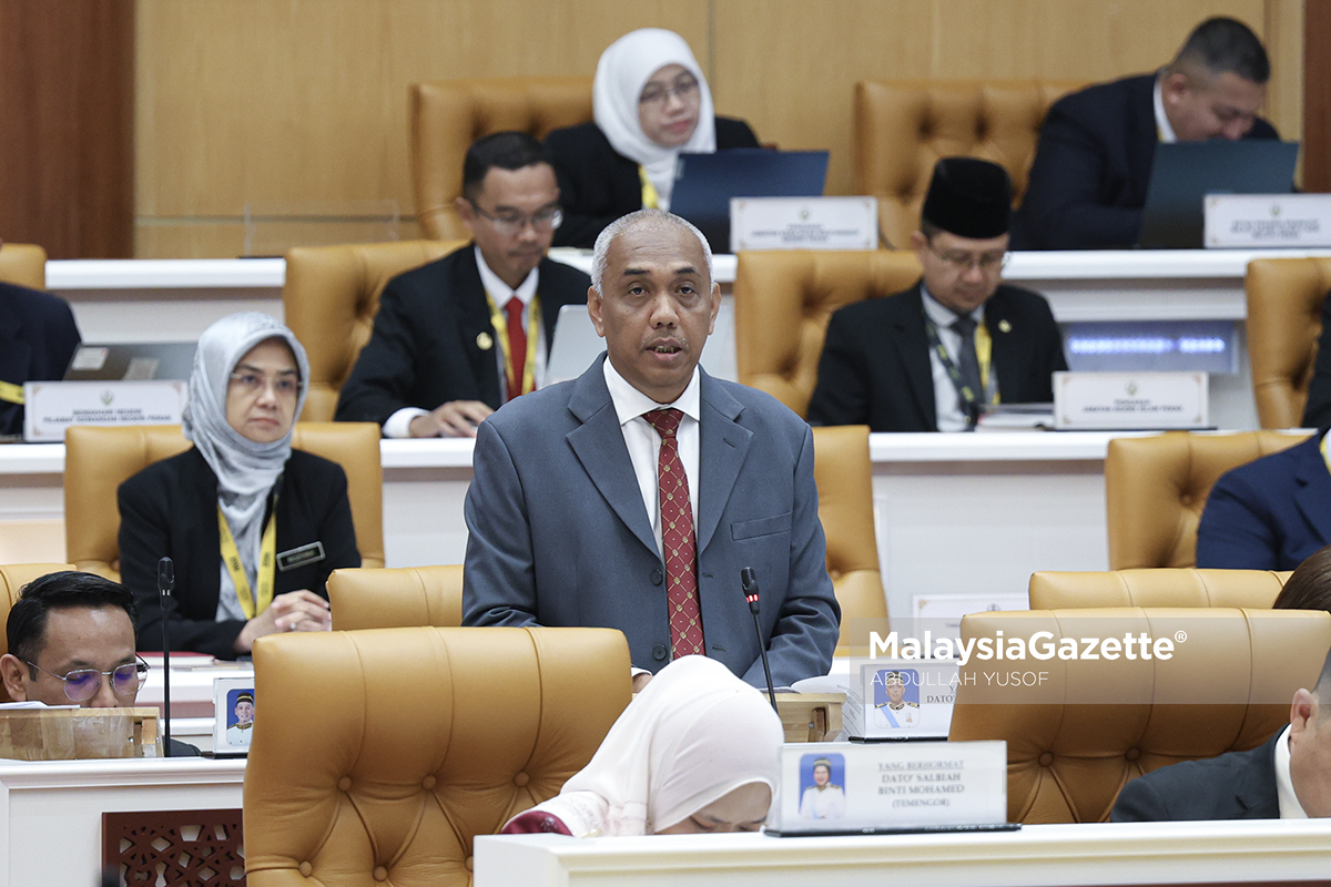 Banjir Perak calon SPM dipindahkan Banjir Perak 2025 Pemindahan calon SPM Pusat peperiksaan tidak selamat SPM 2025 Perak Teluk Intan banjir Bagan Datuk banjir Manjung banjir JPN Perak Operasi Payung KPM kesiapsiagaan banjir PPS Perak Calon SPM terjejas banjir