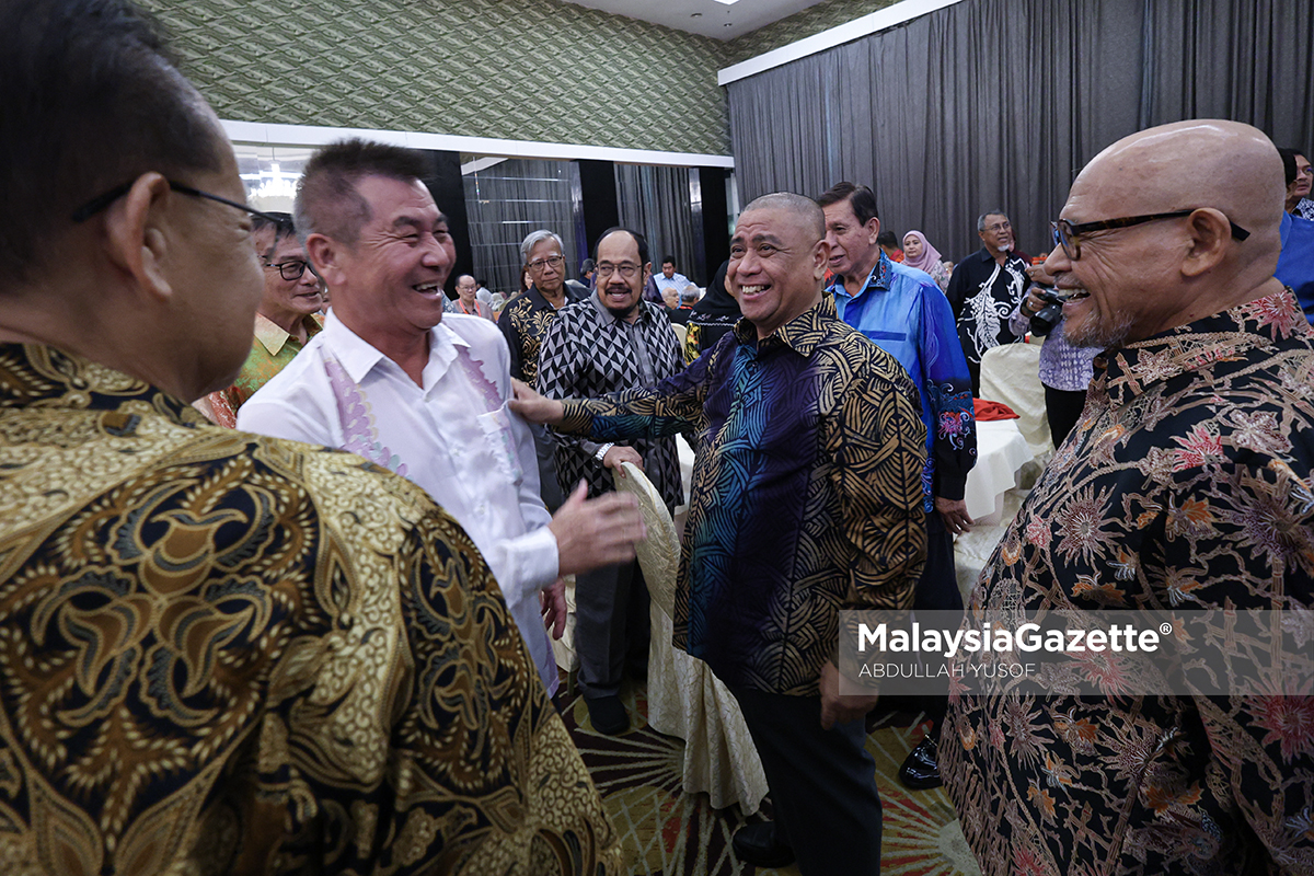 Kebajikan bekas wakil rakyat MUBARAK MUBARAK Malaysia kebajikan bekas wakil rakyat pendapatan selepas bersara ahli politik Yayasan MUBARAK Sentul bangunan enam tingkat MUBARAK Saarani Mohamad MUBARAK neutraliti politik veteran