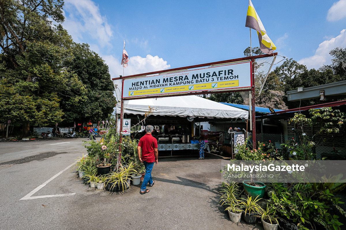 Hentian Mesra Musafir Masjid Al-Hidayah masjid sedia makanan percuma musafir, Hentian Mesra Musafir Tapah, Masjid Al-Hidayah Kampung Batu Tiga, juadah percuma di masjid, dakwah bil hal masjid