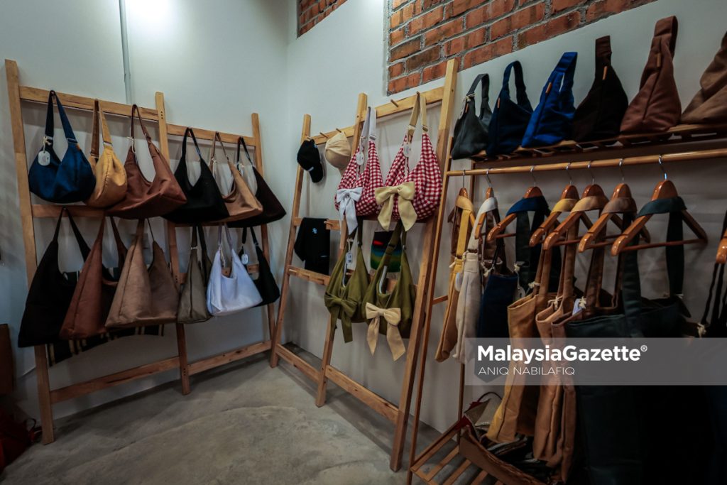 RIGHTNOW cipta selipar 'ikonik' guna tayar terbuang, sokong kelestarian alam