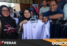 MGPerak: 1,350 Pelajar Parlimen Lumut Terima Sumbangan ‘Back To School’