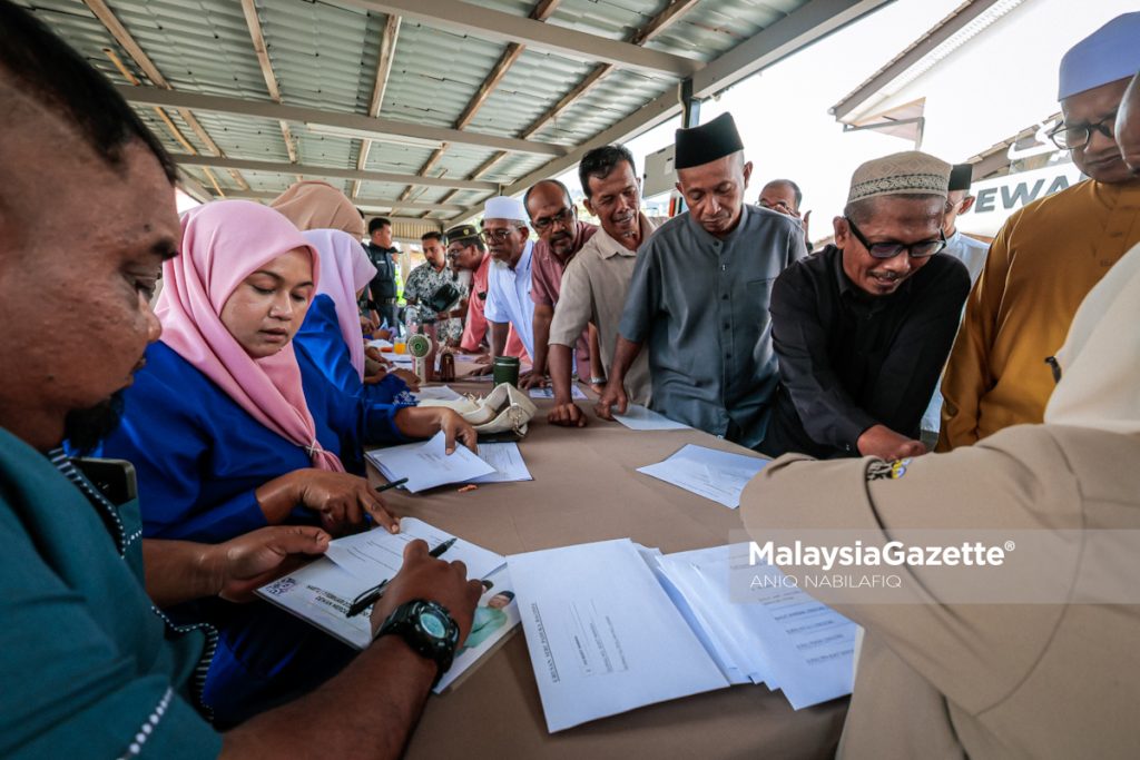 36 masjid, surau Parlimen Lenggong terima sumbangan Ramadan