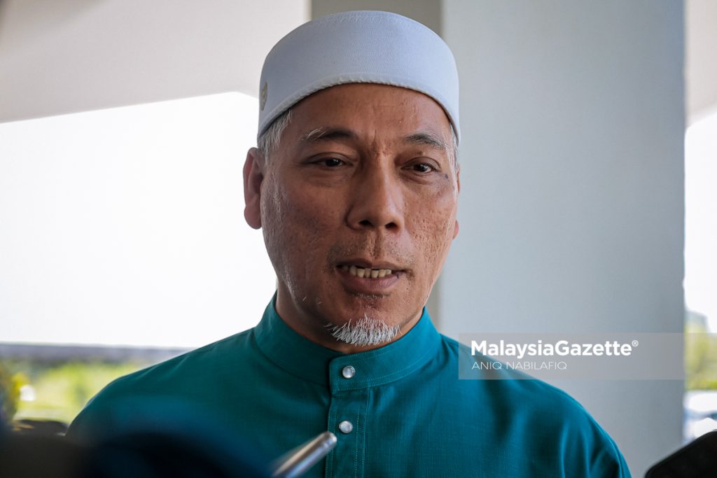 CSR Ramadan: HSB infaq mesin tekanan darah kepada masjid, surau