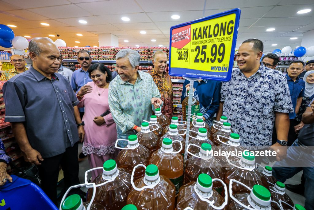 pembukaan pasar raya melibatkan kos pelaburan RM1 juta itu mencerminkan komitmen berterusan Mydin dalam memperluaskan rangkaian perniagaan ke kawasan luar bandar.