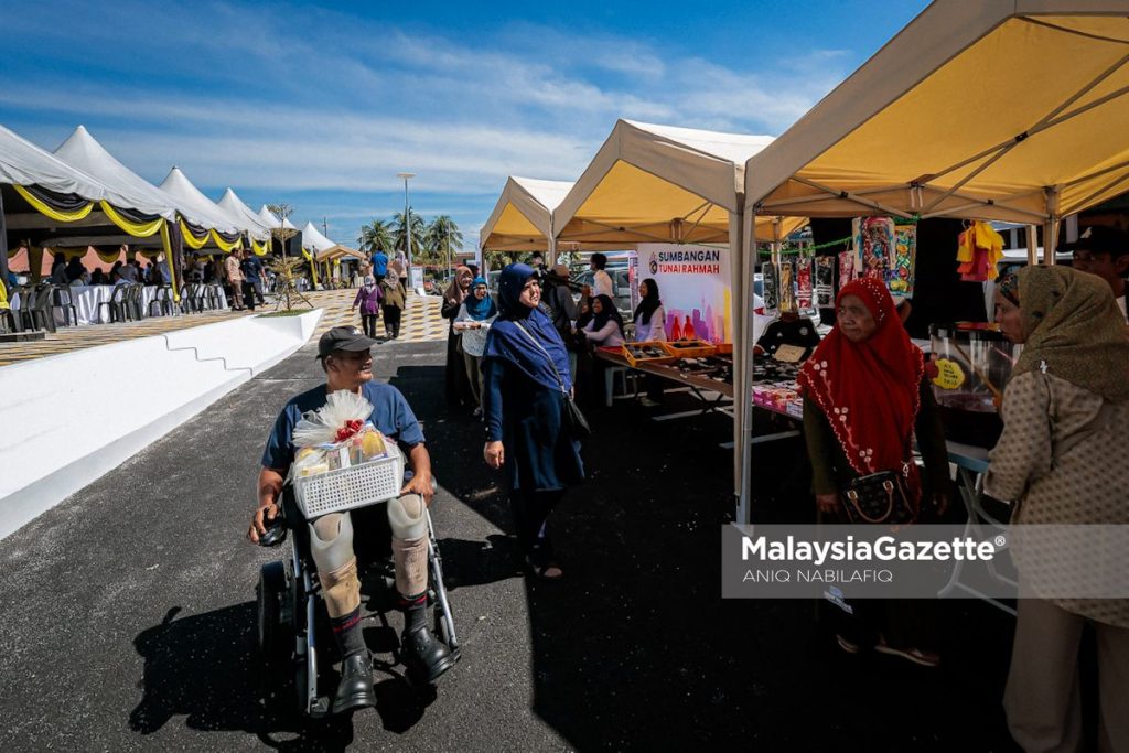 Kampung Angkat Madani: Dataran Niaga Kampung Manjoi rancakkan ekonomi penduduk