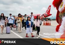 MGPerak: Kemeriahan Tradisi Tahun Baharu Cina Sambut Ketibaan Pengunjung Di LTSAS