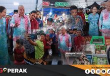 MGPerak: Sultan Nazrin, Tuanku Zara Berangkat Lawat Bazar Ramadan Di Kuala Kangsar
