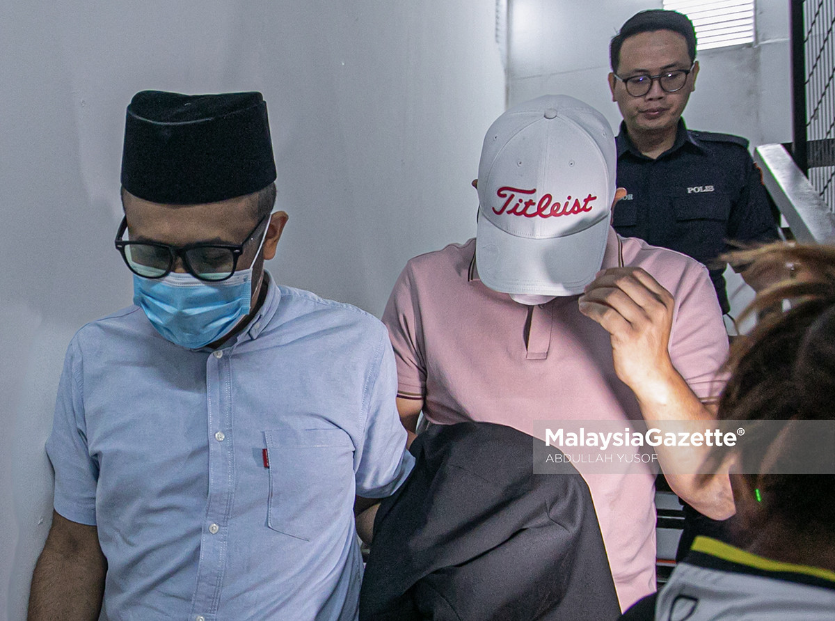 rasuah JPN Perak pengarah pendidikan dua penolong pengarah didakwa rasuah kes rasuah RM4,000 Mahkamah Sesyen Ipoh SPRM Perak Seksyen 165 Kanun Keseksaan penjawat awam terima suapan