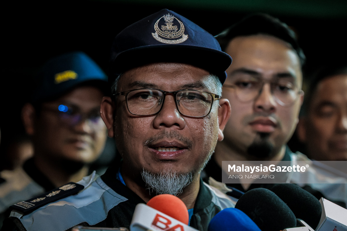 kaki ponteng puasa dicekup di Ipoh Ops ponteng puasa JAIPk Ipoh, pusat snuker Jalan Raja Ekram, penjawat awam ponteng puasa, serbuan JAIPk Ramadan, JAIPk tahan individu tidak berpuasa