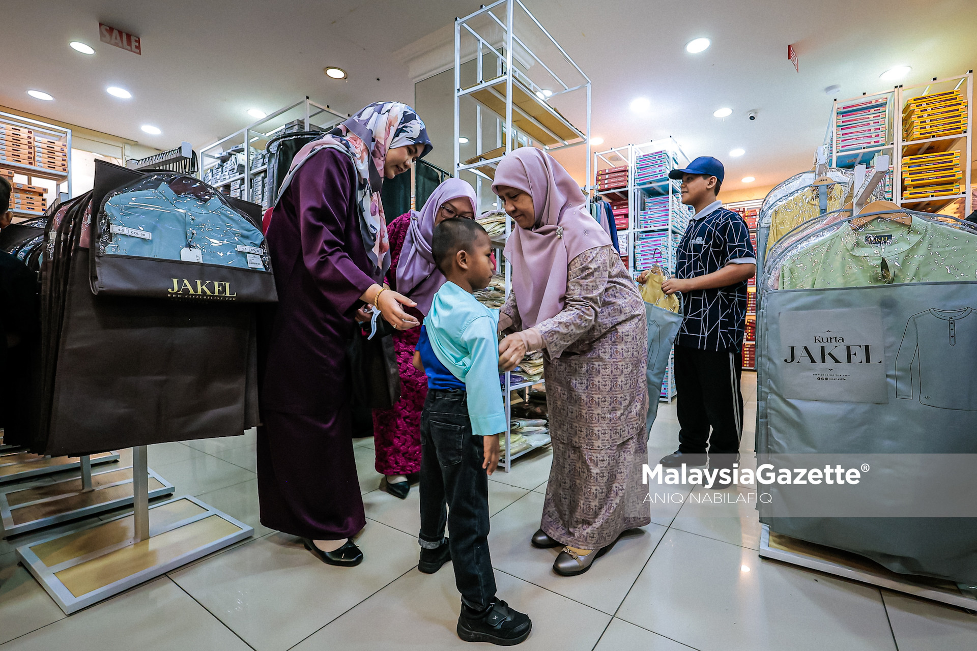 anak yatim dan keluarga kurang berkemampuan sumbangan baju raya Perak Program Sinar Syawal 2026, Yayasan Perak, sumbangan pakaian Hari Raya Jakel Ipoh, anak yatim Chemor, keluarga kurang mampu Perak, Aidilfitri 2026, CSR Yayasan Perak