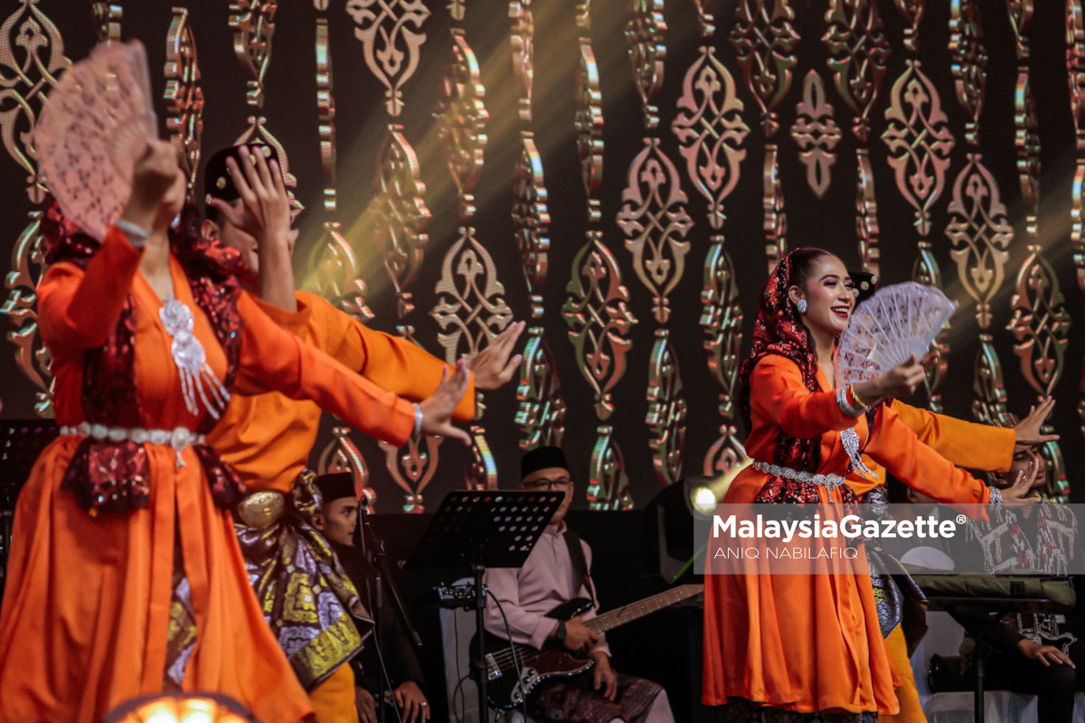 perpaduan Aidilfitri Perak semangat Aidilfitri perpaduan masyarakat Saarani Mohamad perpaduan Perak kestabilan sosial negeri Perak Perak Sejahtera 2030 perpaduan kaum khutbah Aidilfitri JAIPk perpaduan kepentingan keharmonian masyarakat Malaysia