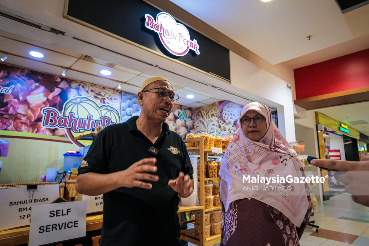 Bahulu Perak pasaran arus perdana usahawan IKS Perak, kuih tradisional baulu Malaysia, perniagaan bahulu Ipoh, kejayaan usahawan kecil Malaysia, Bahulu Perak AEON Kinta City, industri makanan tradisional, Mohd Hazli Hussain Bahulu Perak
