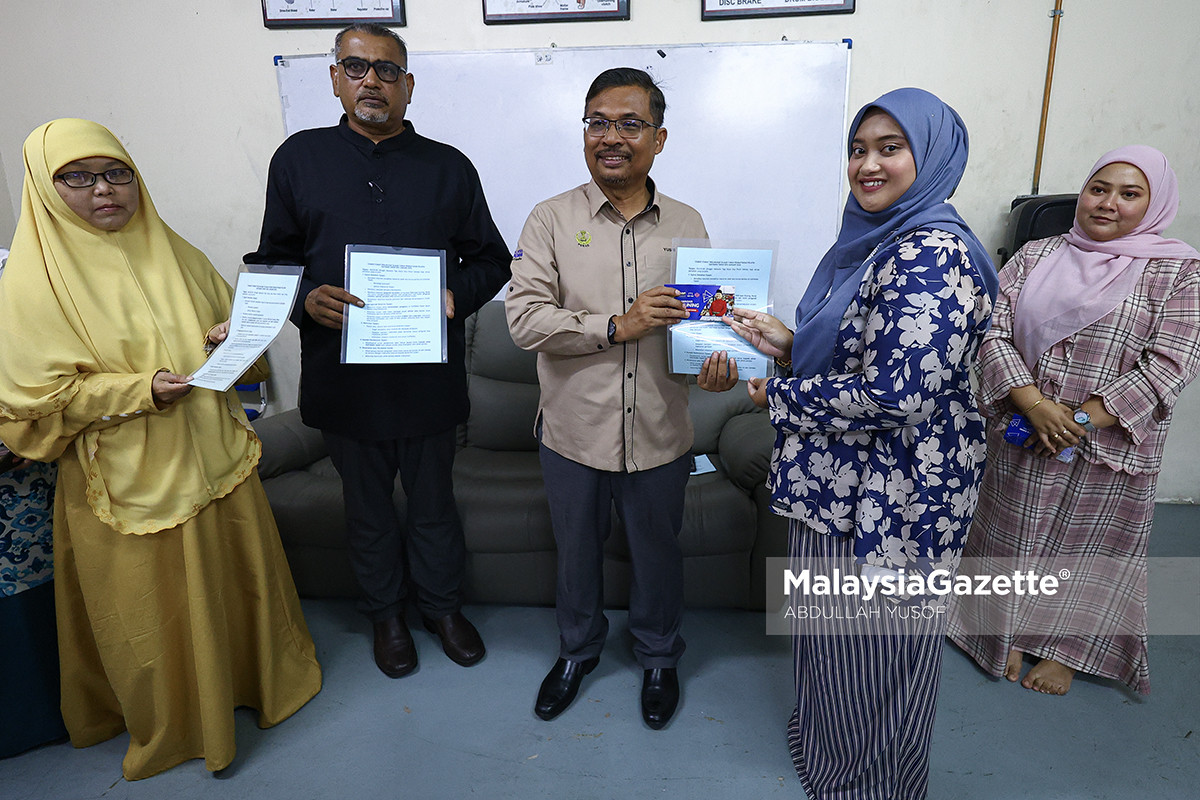 pelajar GiatMARA Tapah kemahiran jahitan Sijil SKM kemahiran ibu tiga anak belajar jahitan kursus jahitan GiatMARA Tapah TVET lepasan SPM Malaysia peluang perniagaan jahitan pakaian pelajar B40 GiatMARA kursus automotif GiatMARA SKM Tahap Dua Malaysia